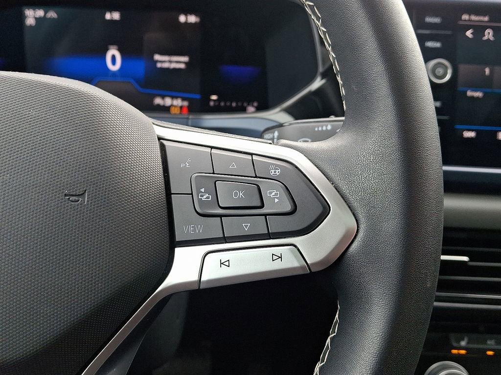 Used 2023 Volkswagen Taos SE image 24