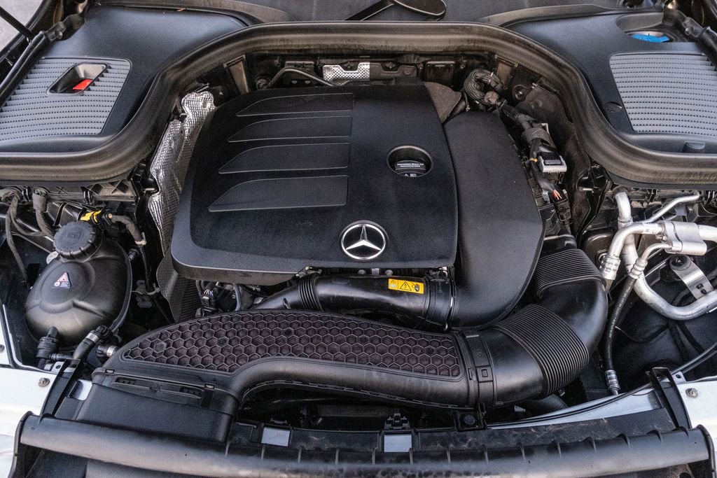 Used 2022 Mercedes-Benz GLC 300 image 30