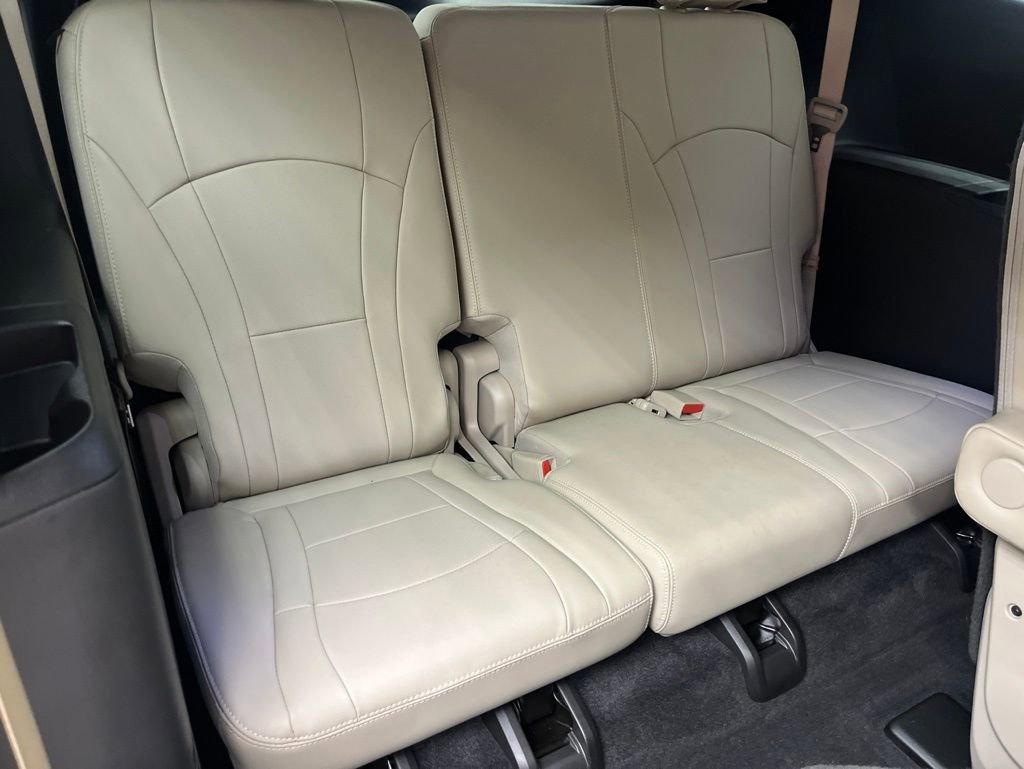 Used 2019 Buick Enclave Essence FWD image 17