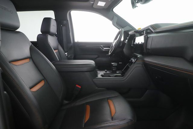 Used 2024 GMC Sierra 1500 AT4 w/ Technology Package image 32