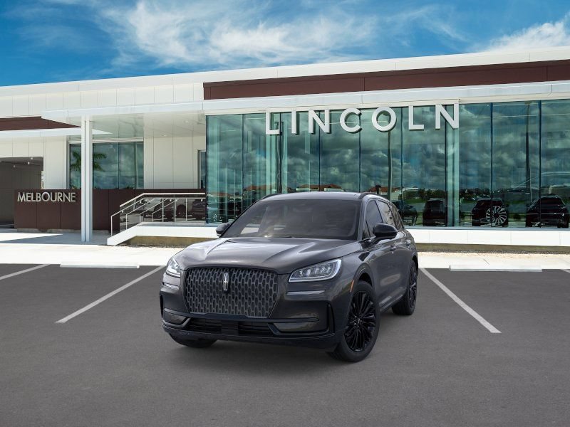 New 2025 Lincoln Corsair AWD w/ Equipment Group 101A image 2