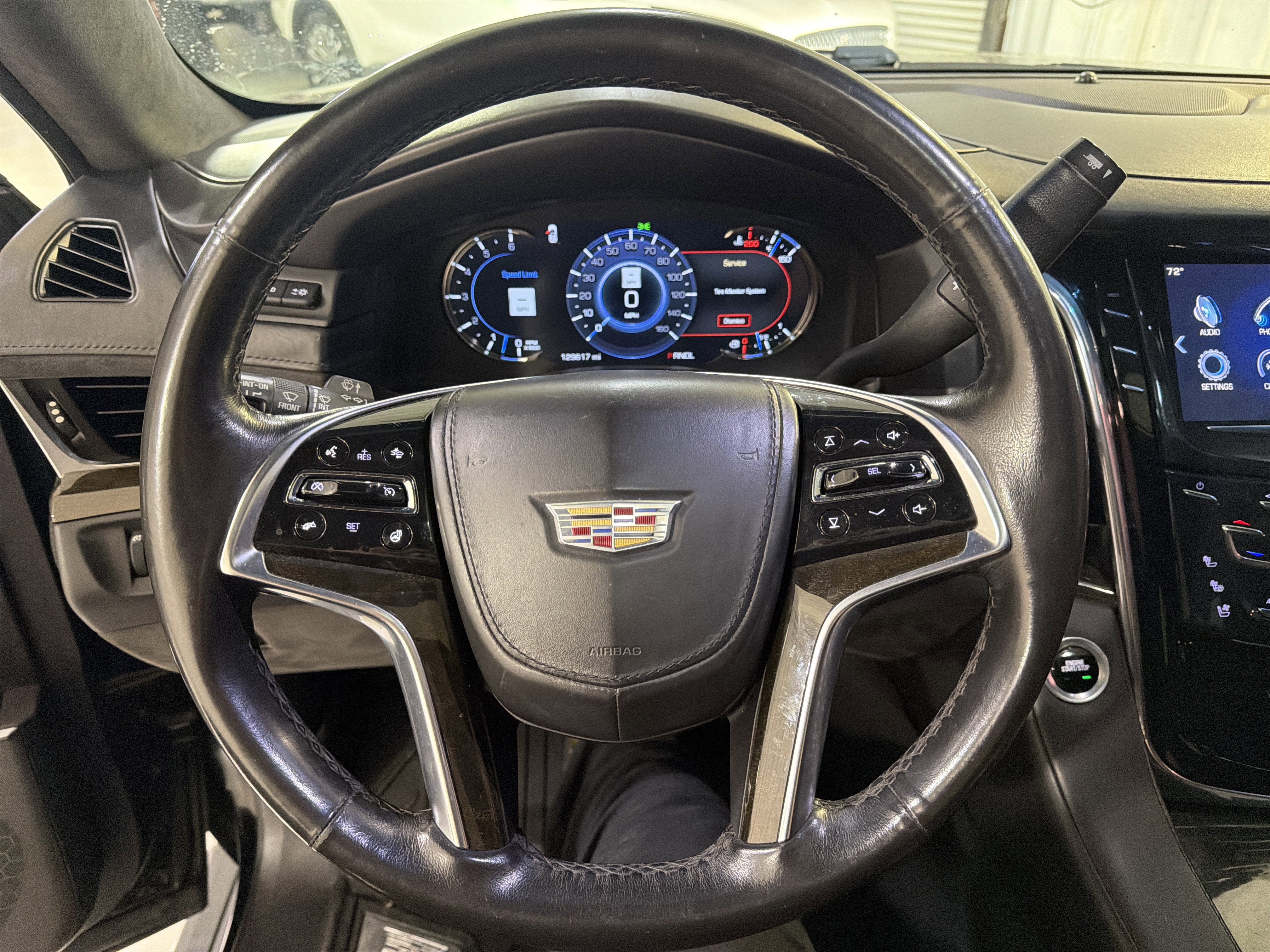 Used 2017 Cadillac Escalade ESV Platinum image 18