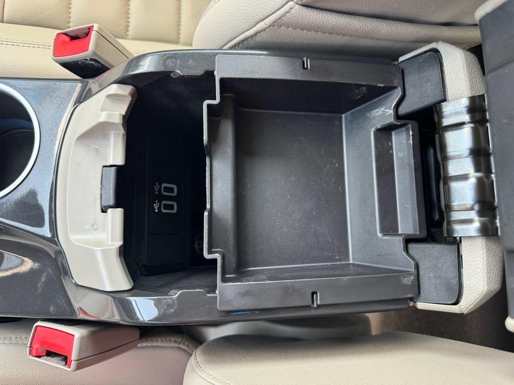 Used 2016 Ford Escape Titanium FWD image 33