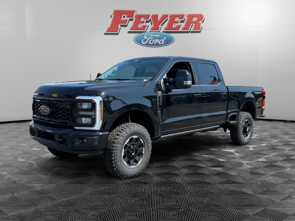 New 2026 Ford F350 Lariat w/ Tremor Off-Road Package