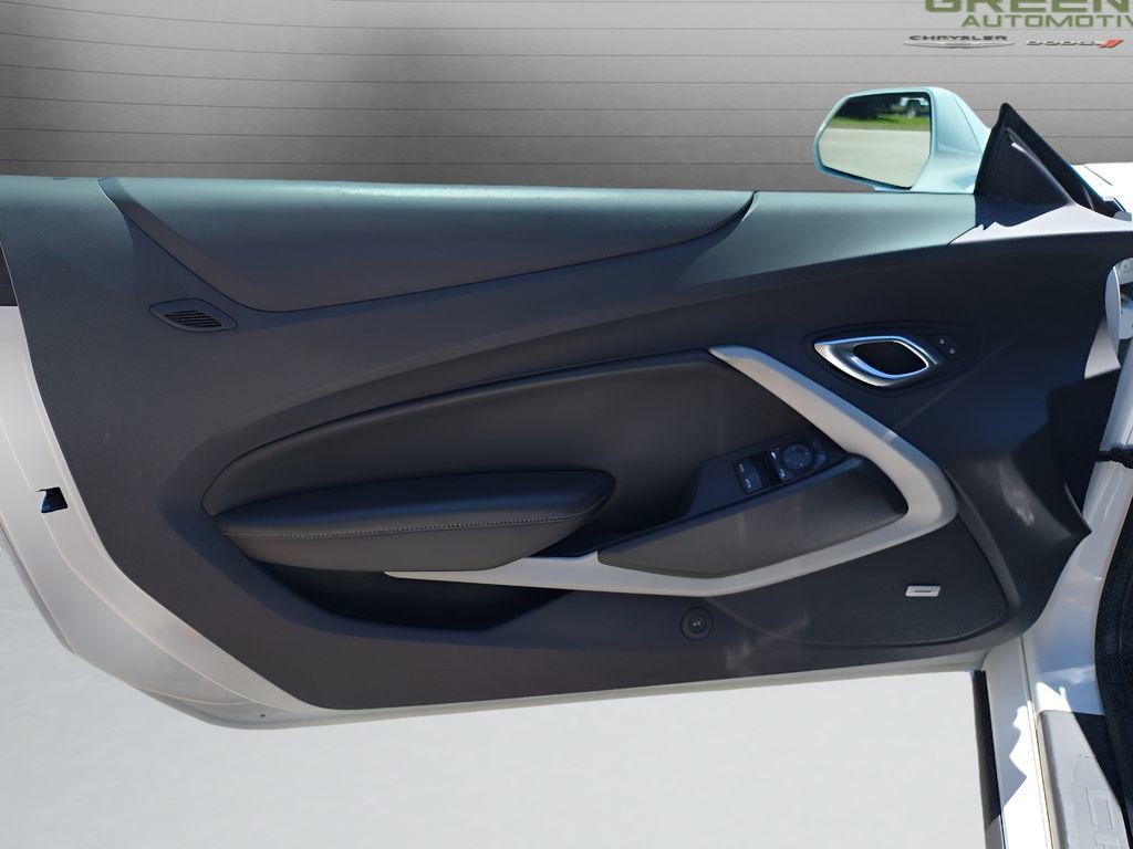 Used 2023 Chevrolet Camaro LT w/ RS Package image 16