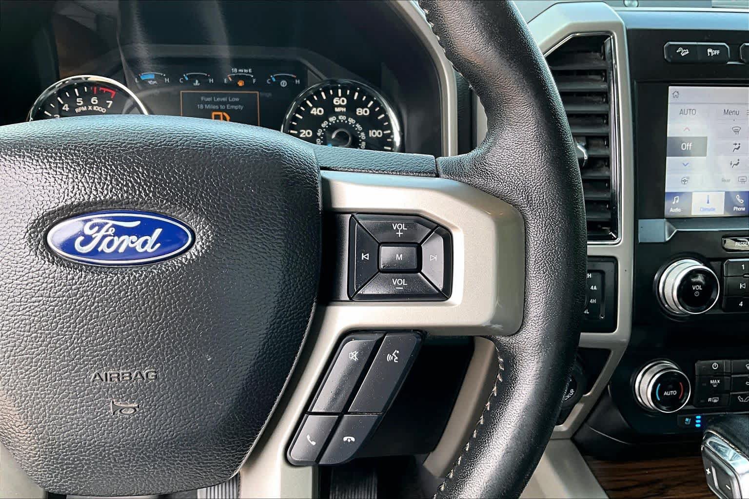 Used 2019 Ford F150 Lariat w/ Equipment Group 502A Luxury AWD/4WD image 25