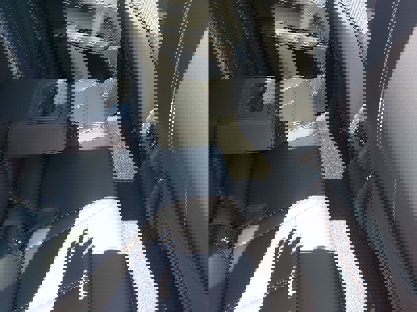 Used 2024 Cadillac Lyriq Tech w/ Driver Assist Package image 13