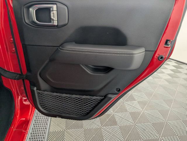 Certified 2022 Jeep Wrangler Unlimited Sahara image 30