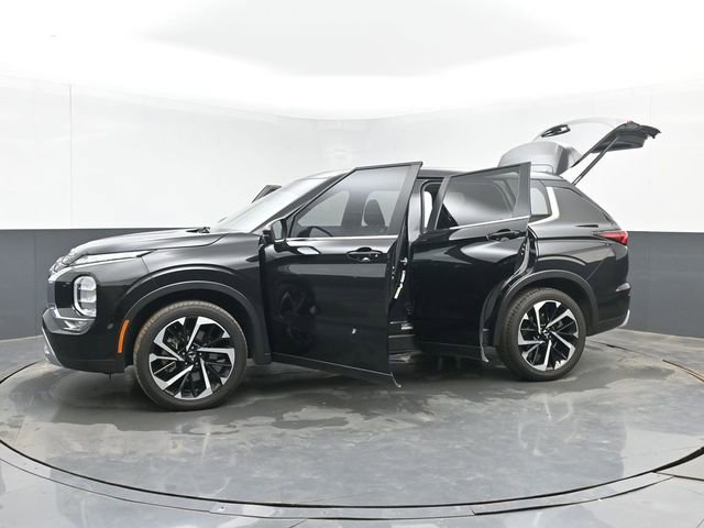 Used 2024 Mitsubishi Outlander SE AWD/4WD image 52
