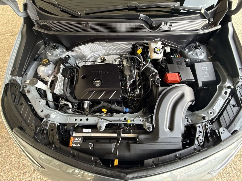 Certified 2026 Buick Encore GX Sport Touring w/ Advanced Technology Package image 27