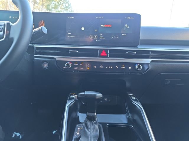 Used 2024 Kia Sorento S w/ Panoramic Sunroof Package image 38