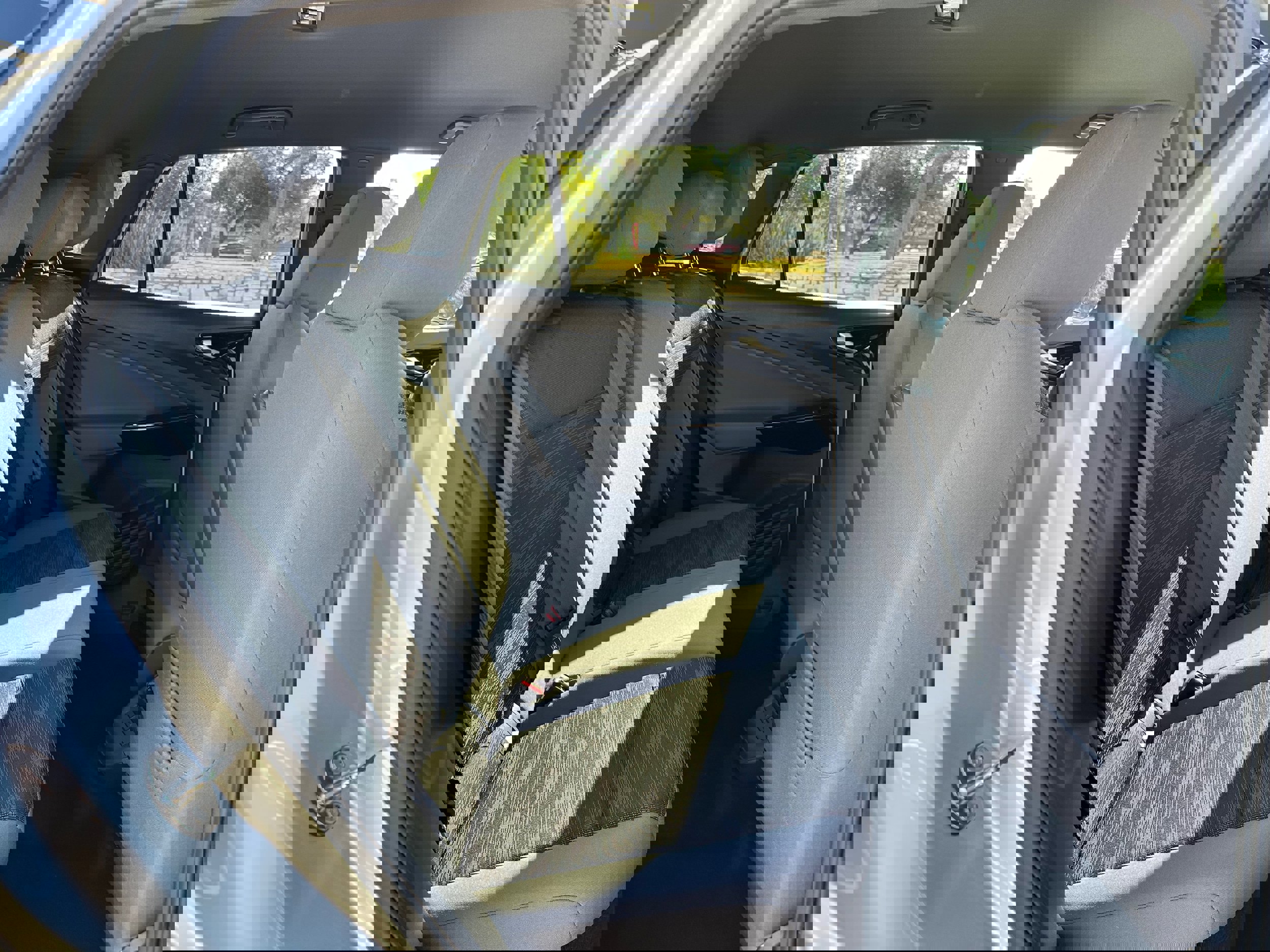 Used 2022 Volkswagen ID.4 Pro image 12