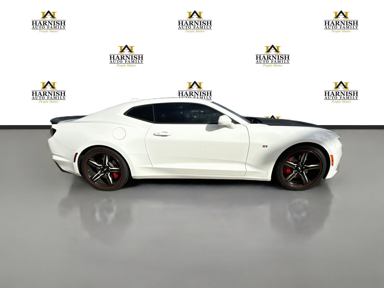 Used 2020 Chevrolet Camaro SS RWD image 7