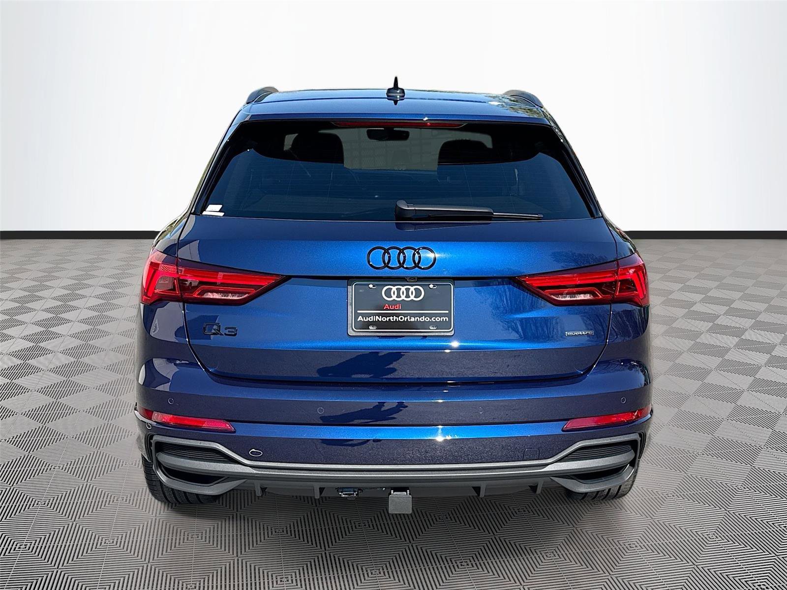 Certified 2025 Audi Q3 2.0T Premium Plus w/ Premium Plus Package image 6