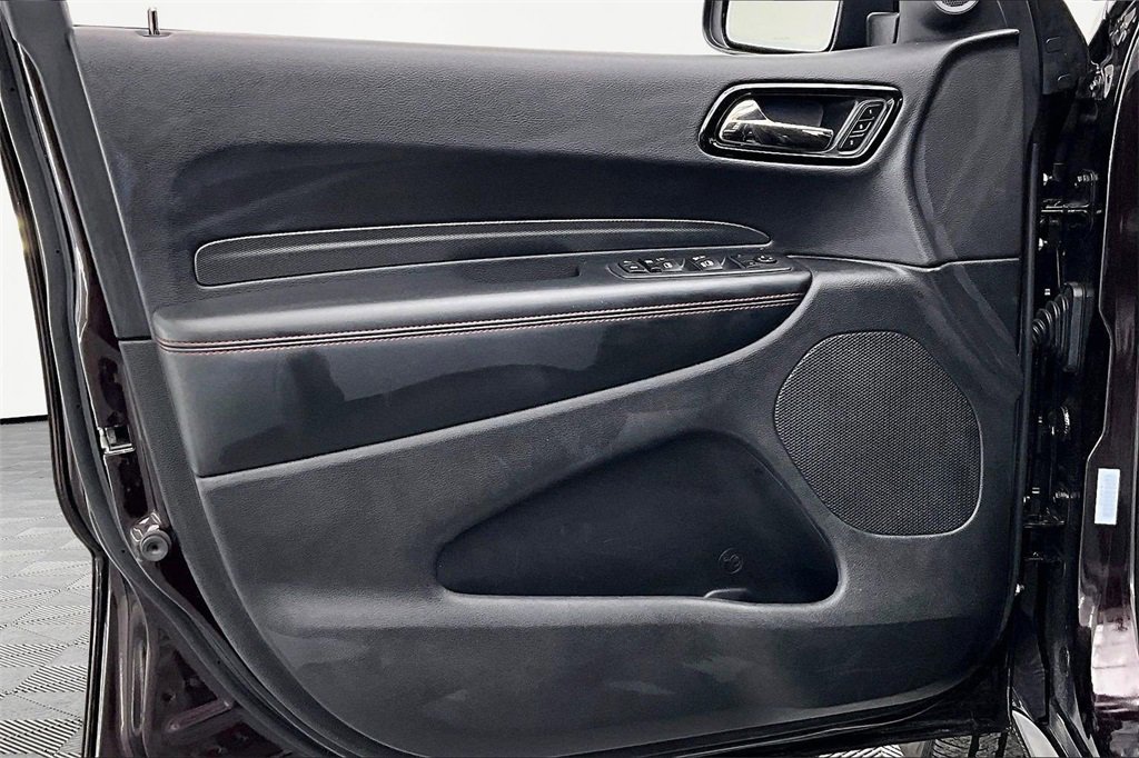 Used 2025 Dodge Durango GT image 23