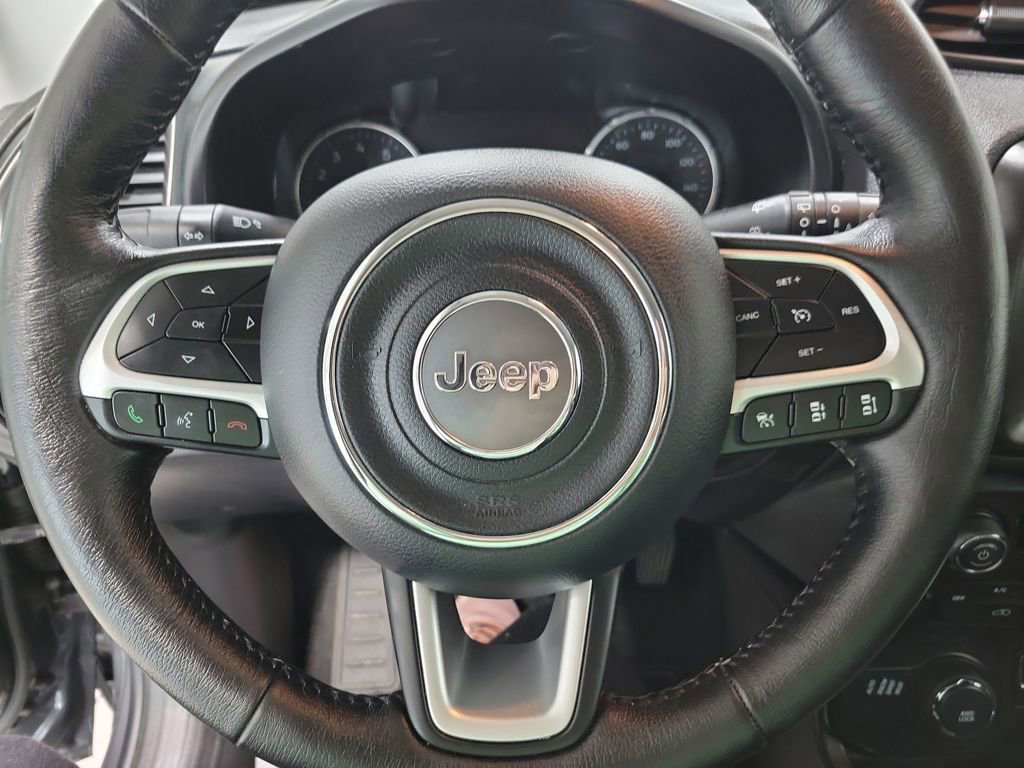 Used 2023 Jeep Renegade Limited image 37