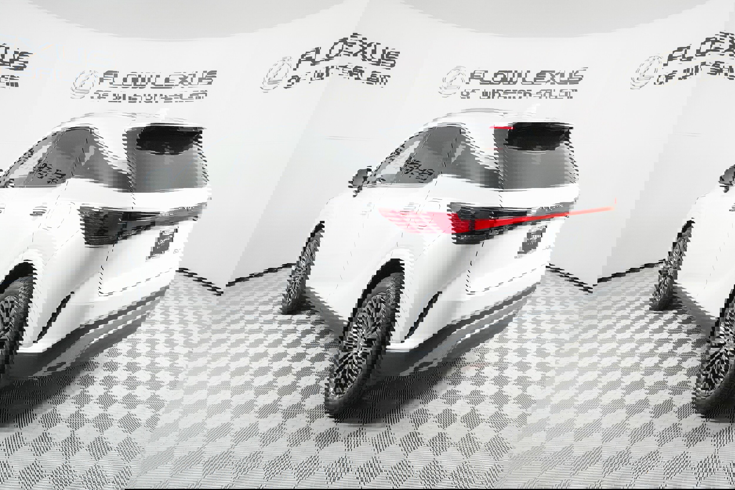 Certified 2024 Lexus RX 350 FWD image 5