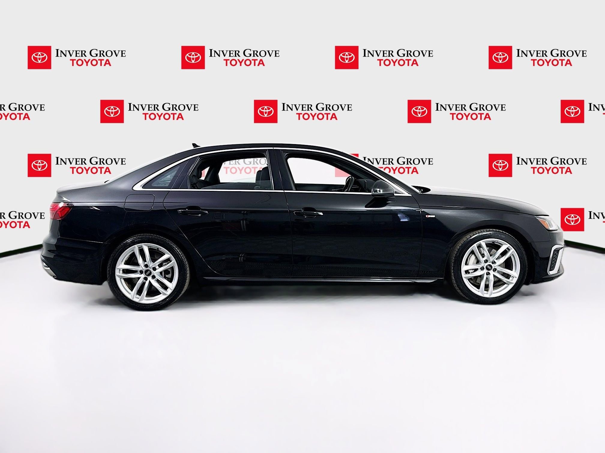 Used 2023 Audi A4 2.0T Premium Plus image 4