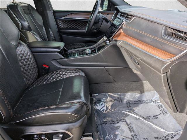 Used 2022 Jeep Grand Cherokee Summit w/ Advanced Protech Group IV image 24
