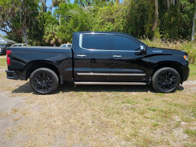 Used 2023 Chevrolet Silverado 1500 High Country w/ Technology Package image 3