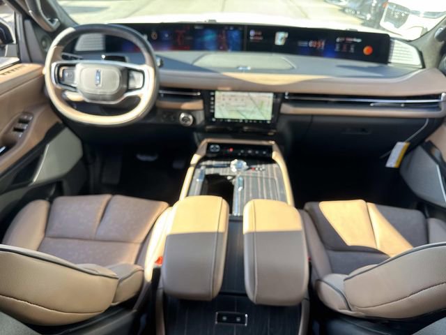 New 2025 Lincoln Navigator L Black Label image 22