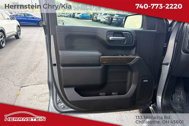 Used 2020 Chevrolet Silverado 1500 LT Trail Boss AWD/4WD image 11