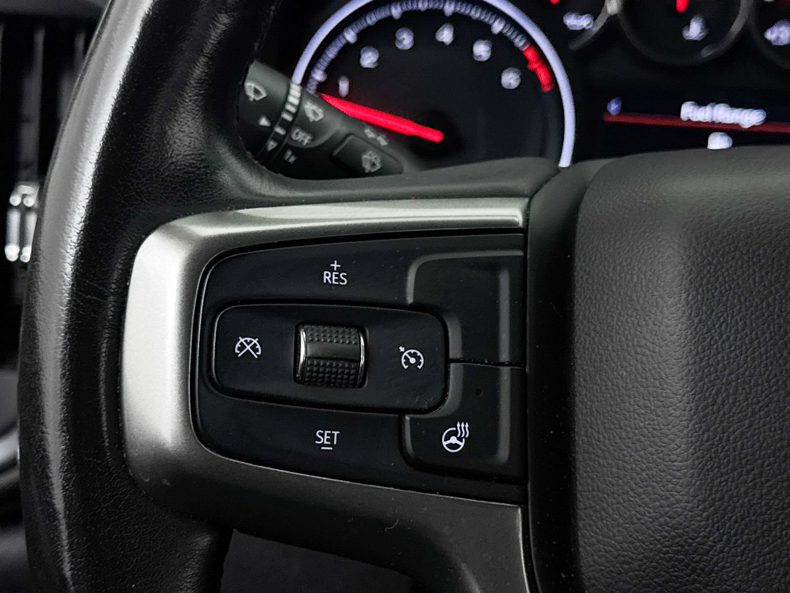 Used 2020 Chevrolet Silverado 1500 RST AWD/4WD image 33