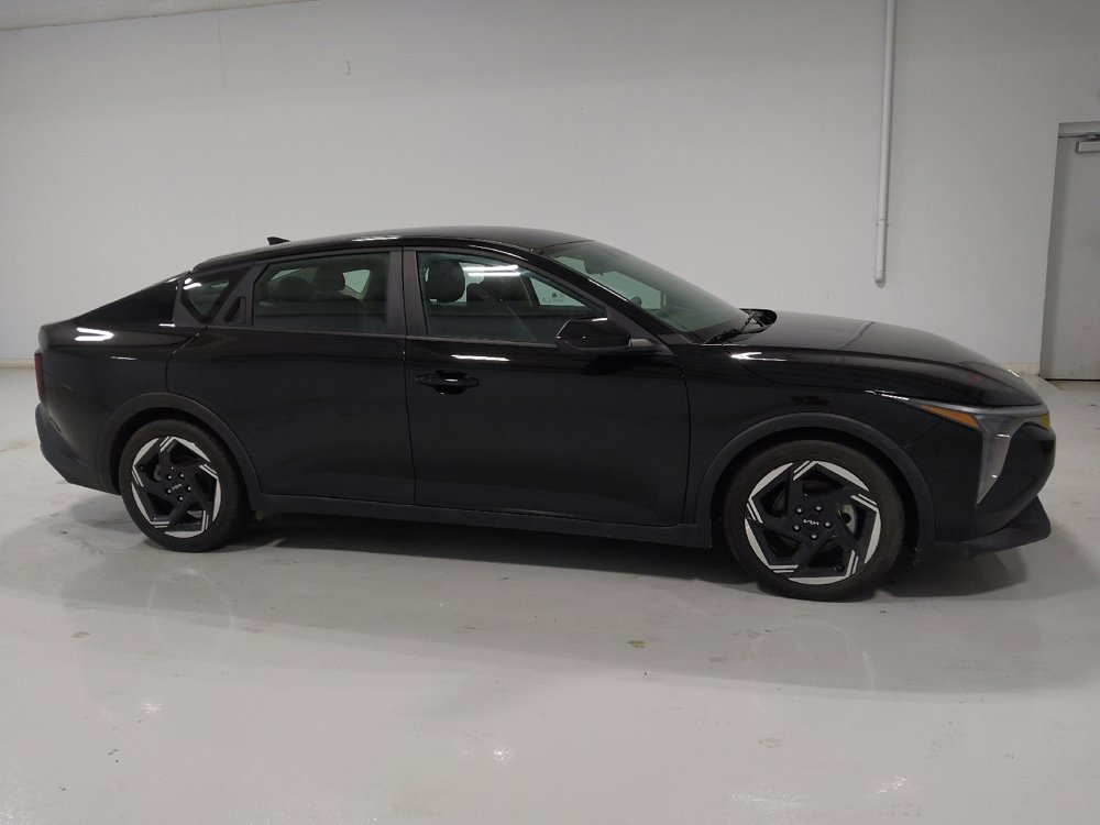 Used 2025 Kia K4 EX FWD image 11