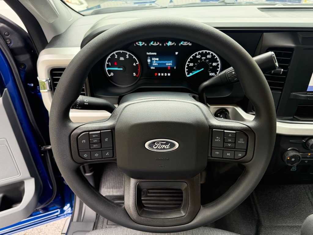 New 2026 Ford F350 XL image 2