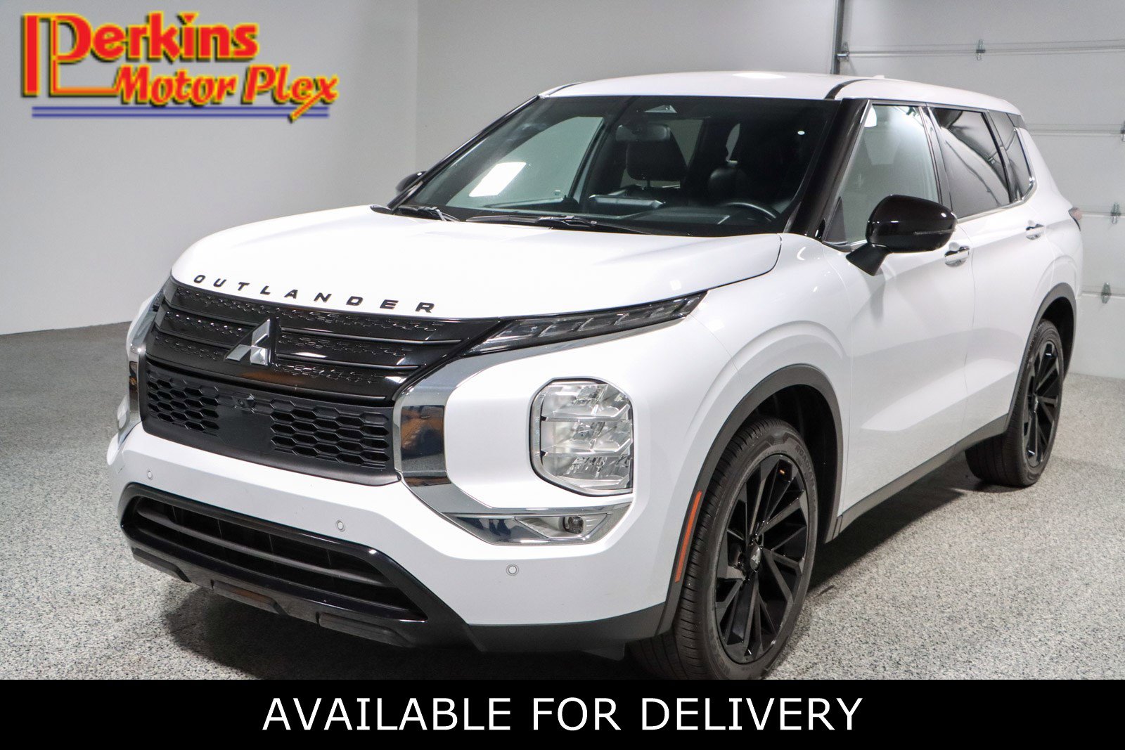 Used 2024 Mitsubishi Outlander SE Black Edition video 1