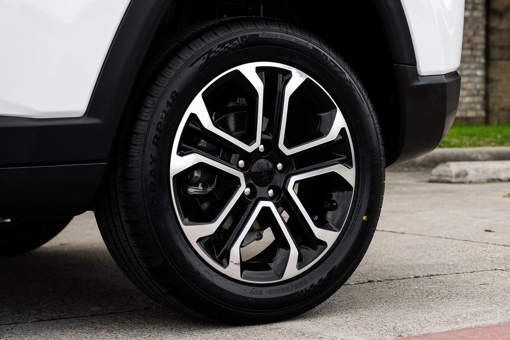 Used 2022 Jeep Compass Limited image 66