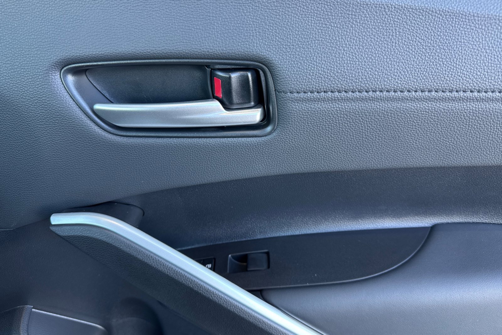 New 2026 Toyota Corolla Cross XLE image 18