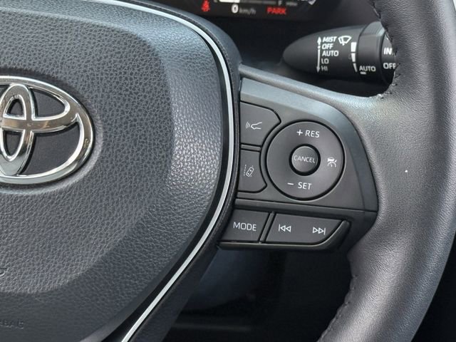 Used 2023 Toyota RAV4 Limited image 16