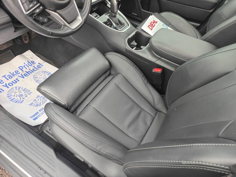 Used 2022 Subaru Outback Limited image 15