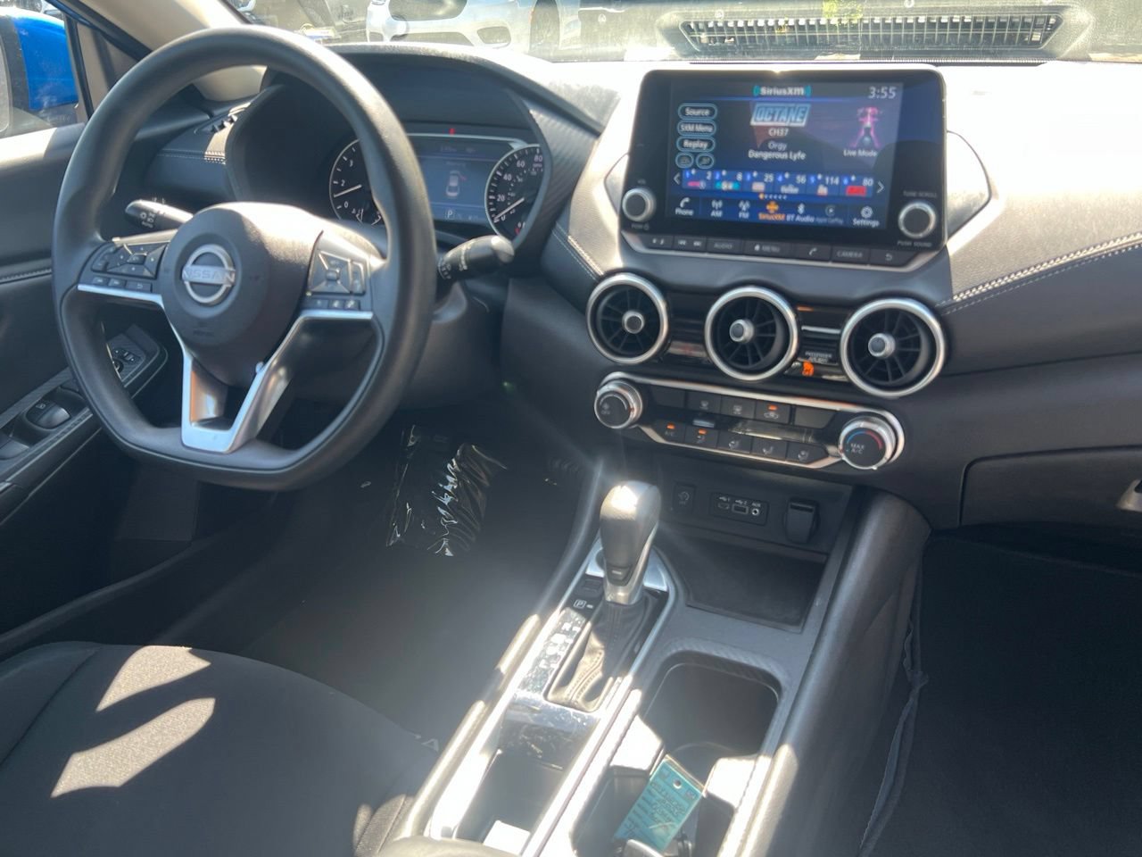 Used 2025 Nissan Sentra SV FWD image 24