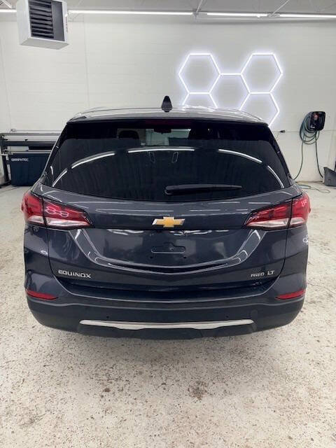 Used 2022 Chevrolet Equinox LT w/ Driver Convenience Package AWD/4WD image 5