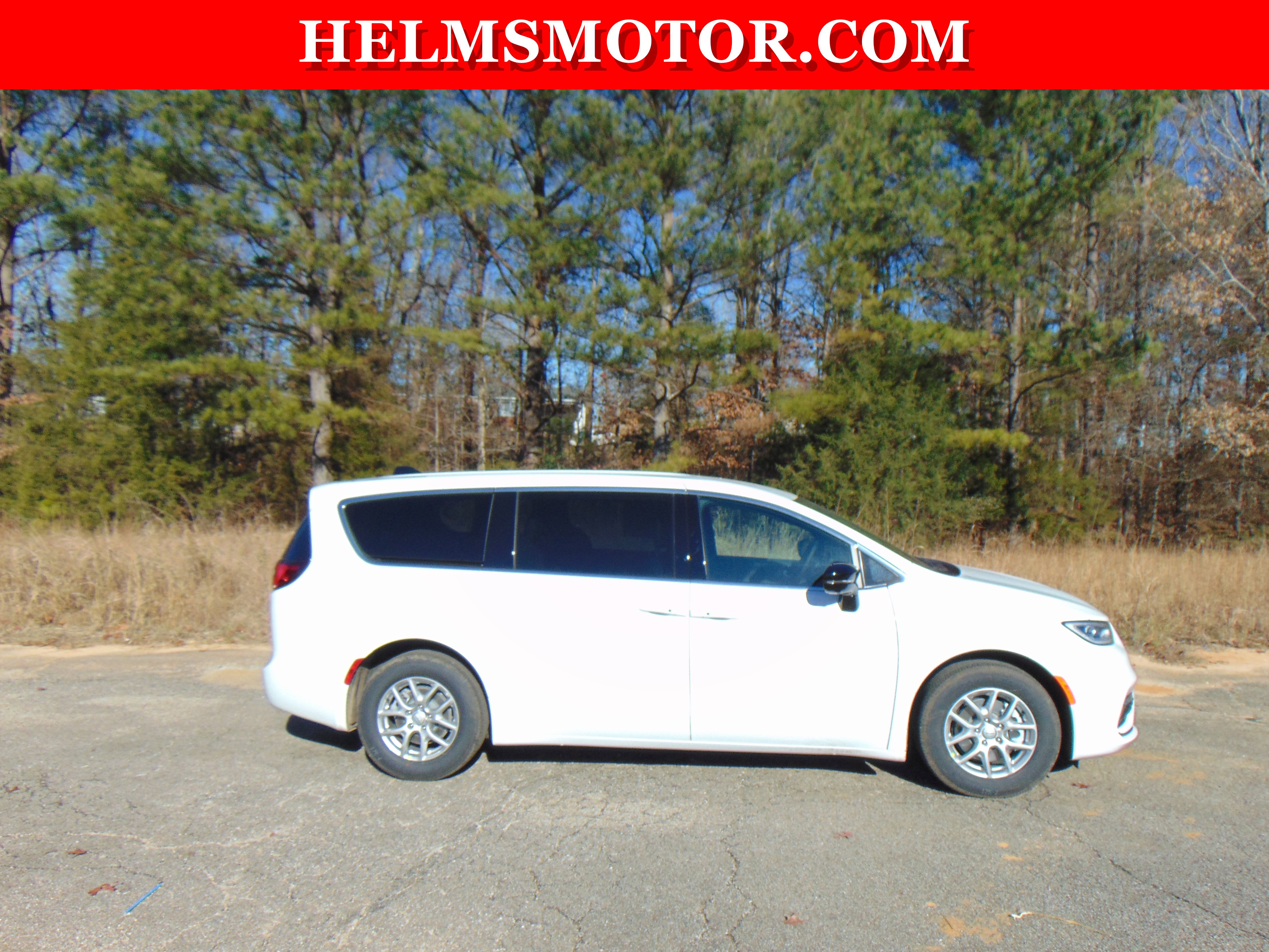 New 2026 Chrysler Pacifica Select image 18