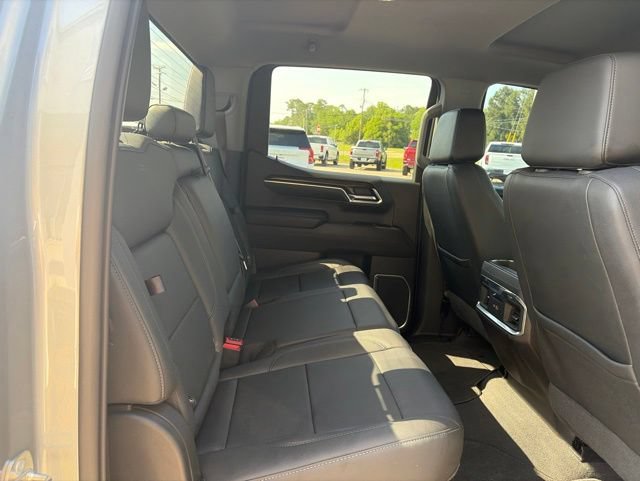 Used 2023 GMC Sierra 1500 SLT w/ SLT Premium Package AWD/4WD image 18