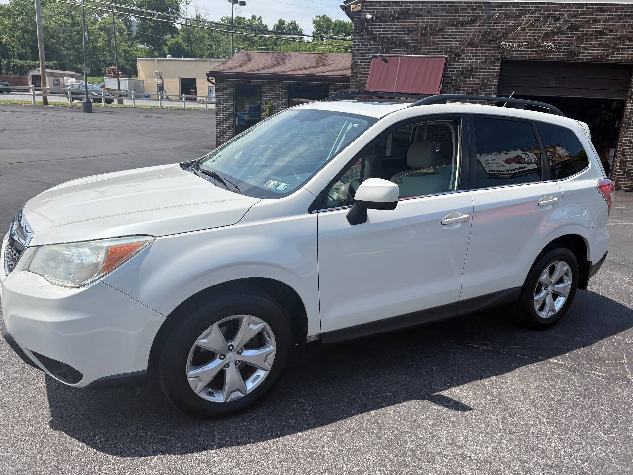 Used 2014 Subaru Forester 2.5i Limited w/ Popular Package #1 AWD/4WD image 9