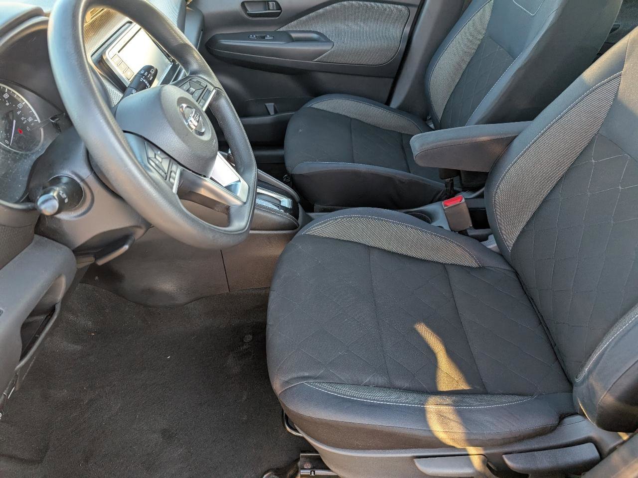 Used 2018 Nissan Kicks S image 8