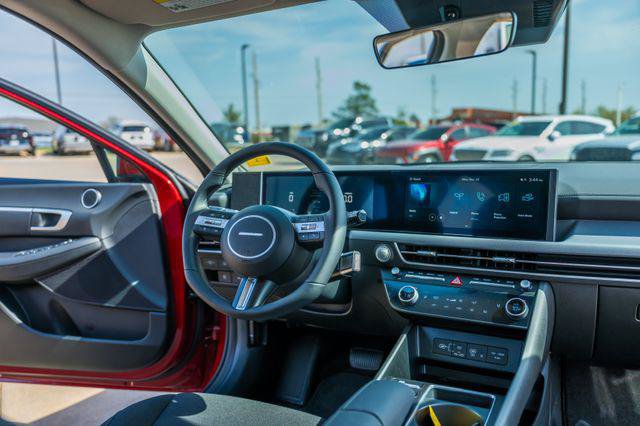 New 2026 Hyundai Sonata SEL FWD image 15