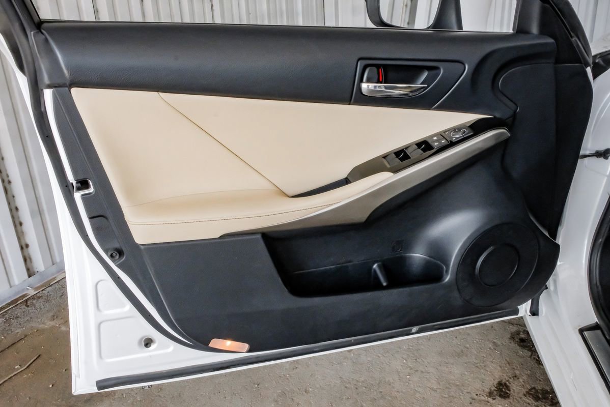 Used 2016 Lexus IS 200t RWD image 43
