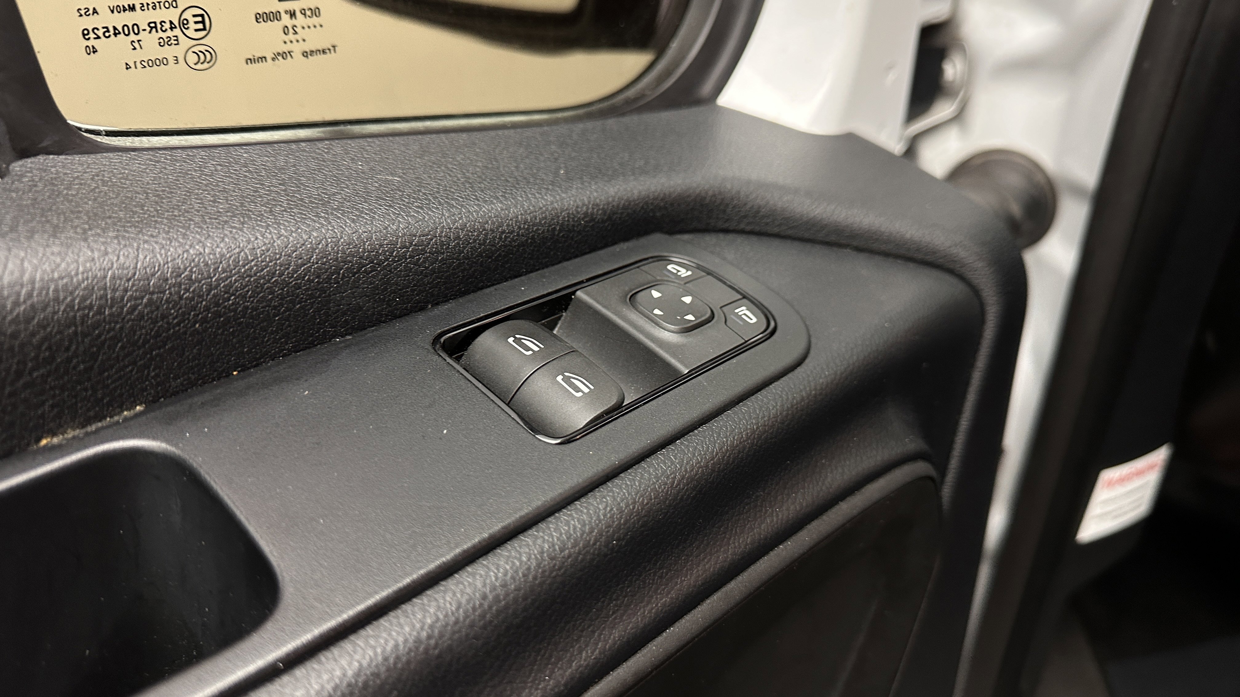 Used 2020 Freightliner Sprinter 3500 image 10