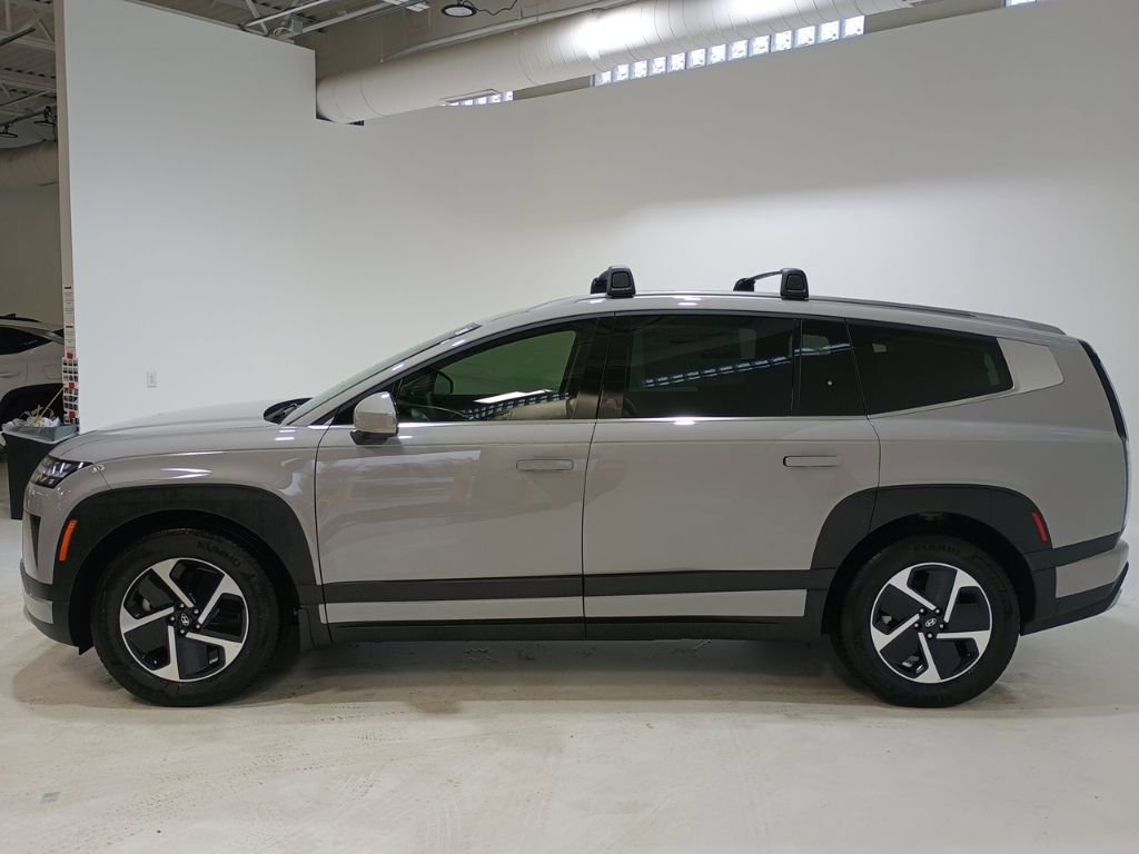 New 2026 Hyundai Ioniq 9 SE image 4
