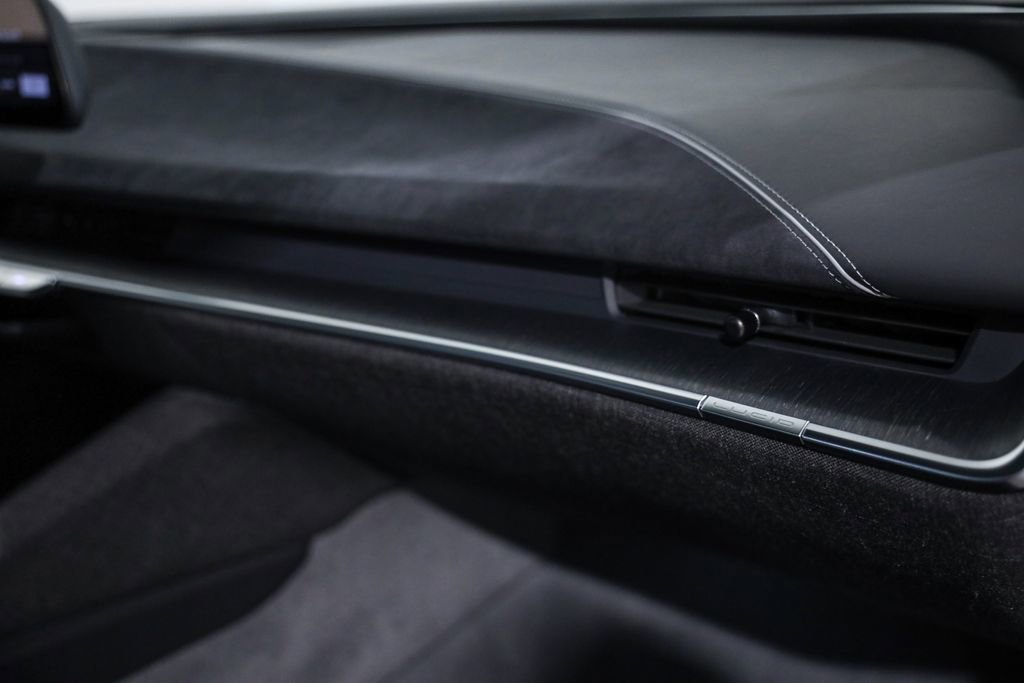 Used 2023 Lucid Air Grand Touring image 30