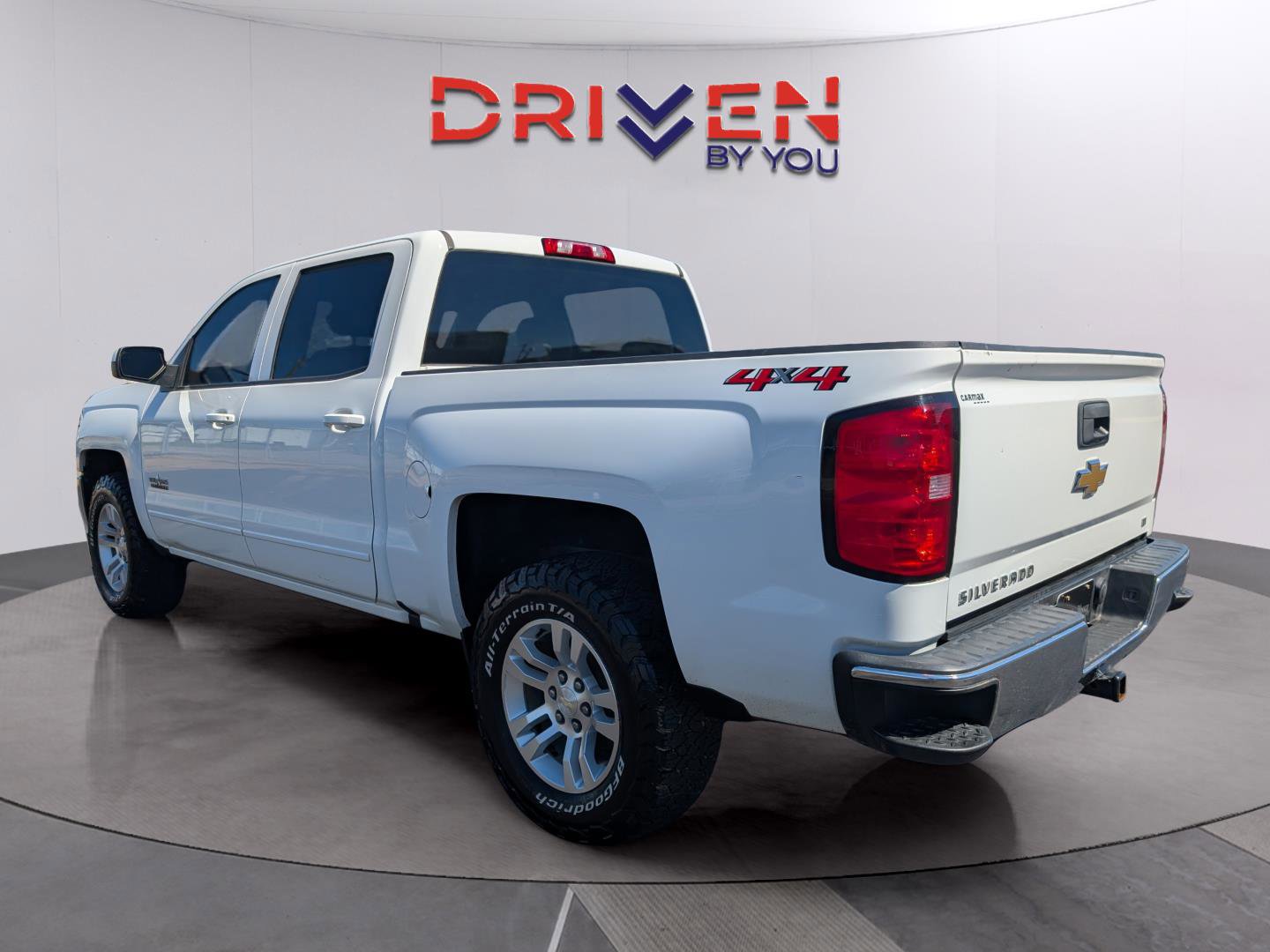 Used 2018 Chevrolet Silverado 1500 LT w/ Texas Edition image 3