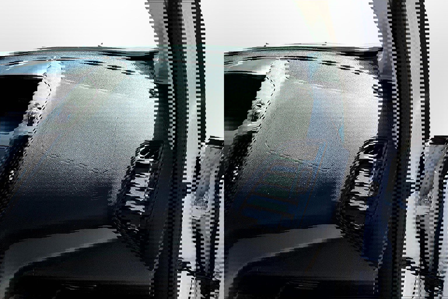 Used 2017 Ford C-MAX SE image 21