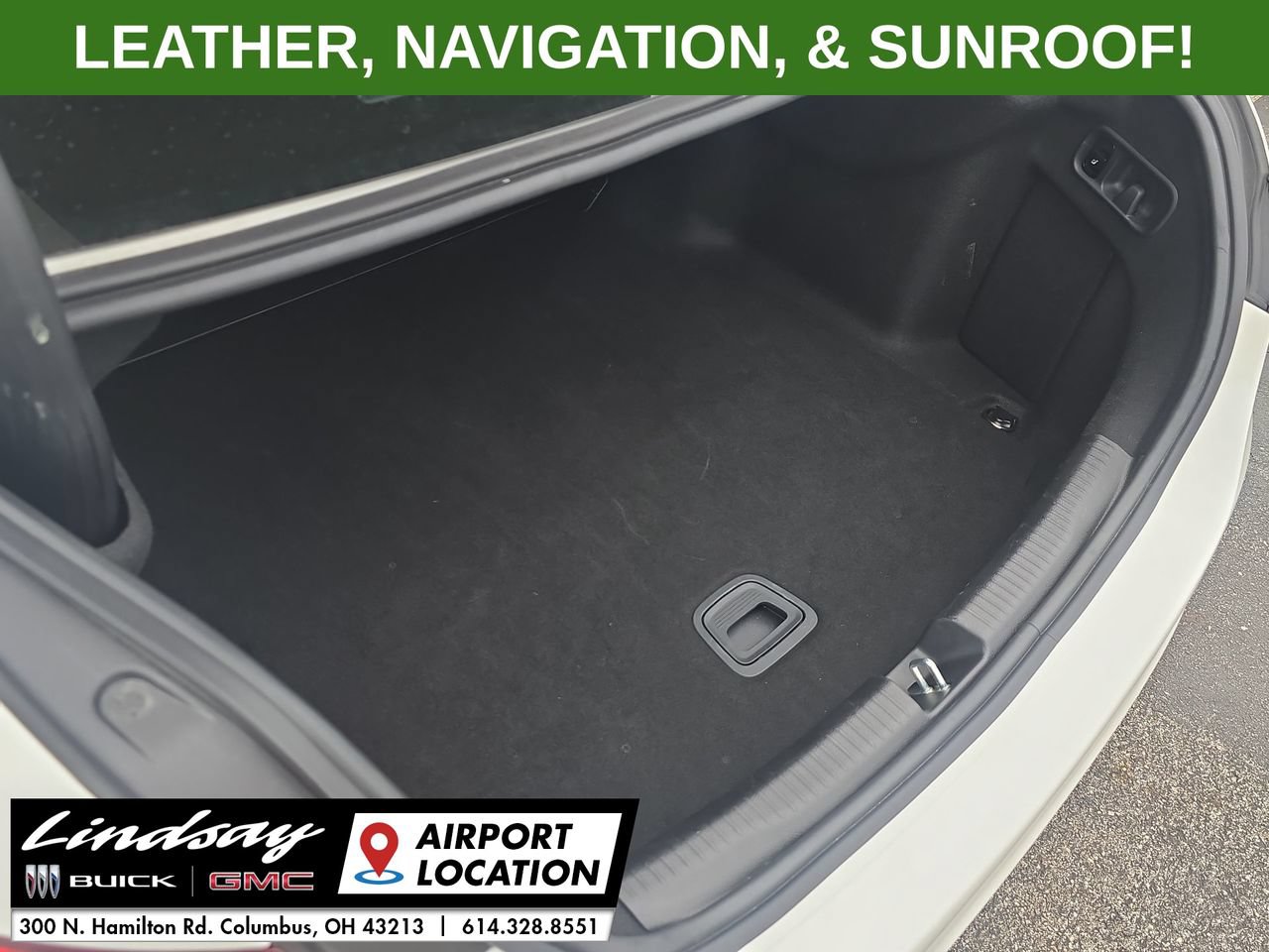 Used 2025 Mercedes-Benz C 300 4MATIC Sedan image 26
