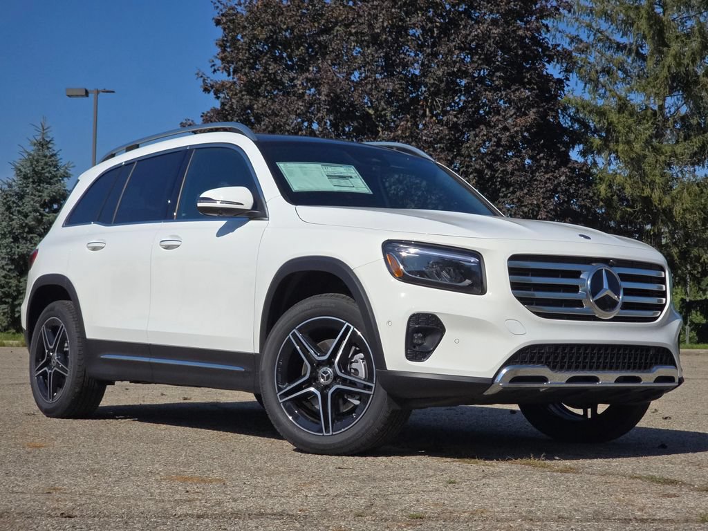 New 2026 Mercedes-Benz GLB 250 4MATIC image 2
