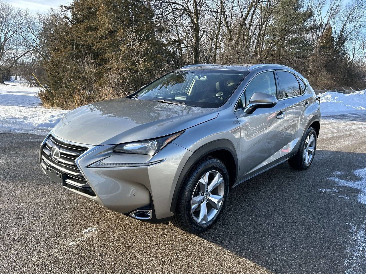 Used 2017 Lexus NX 200t AWD w/ Premium Package image 2